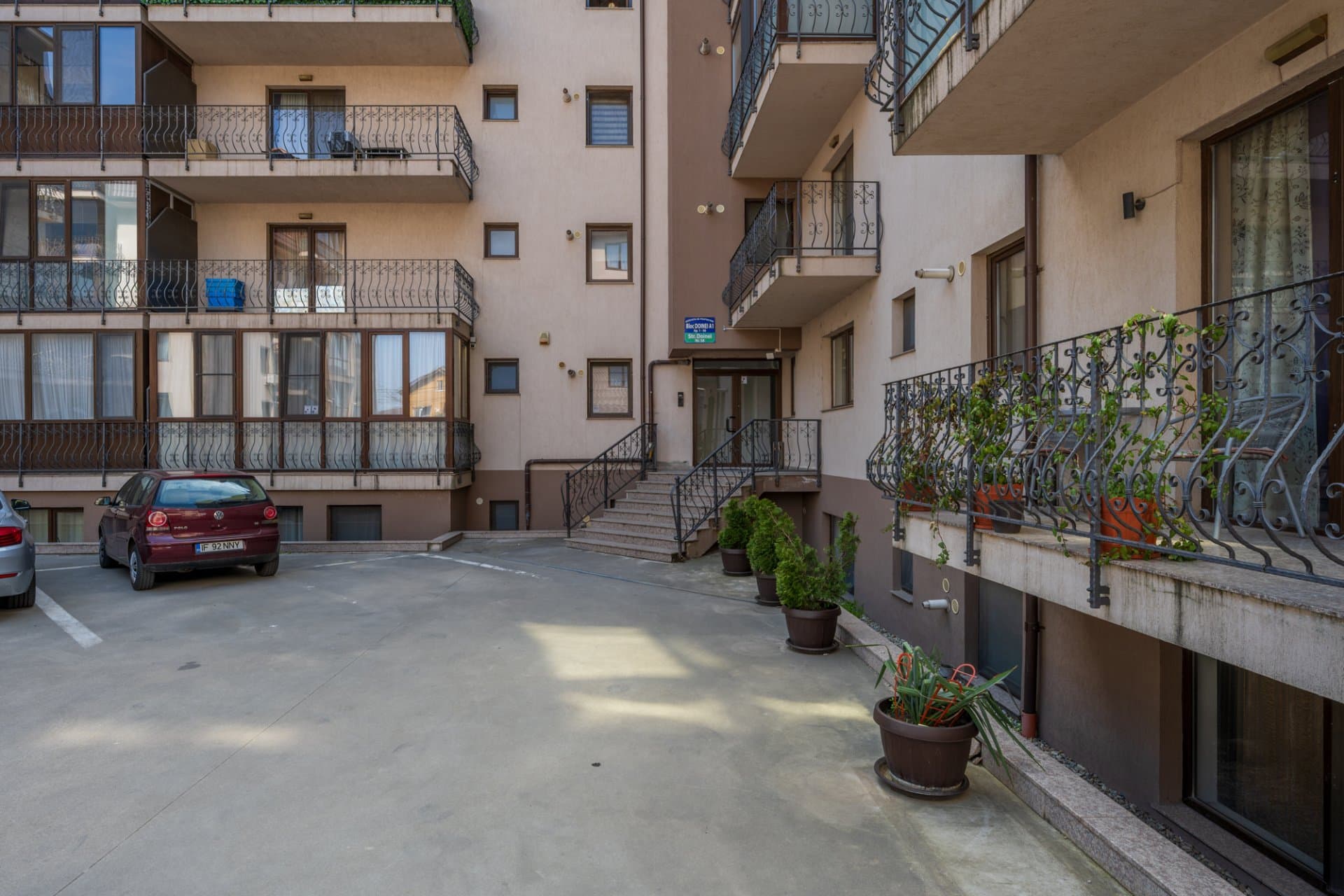 DOBROESTI – DOINEI, DUPLEX 4 CAMERE 150 MP, LIFT, PARCARE!