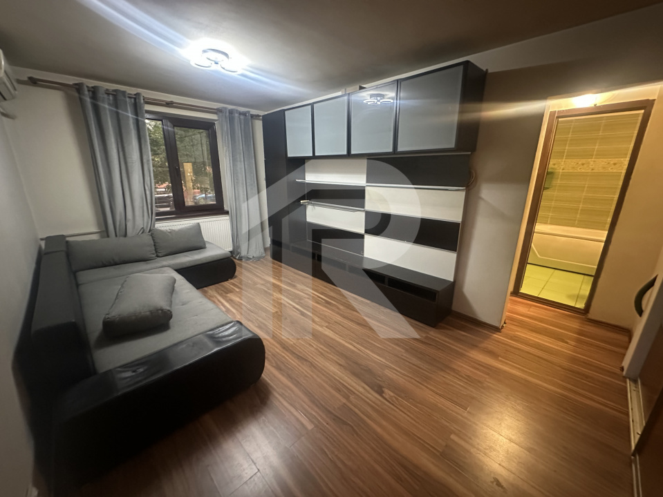 Apartament 4 camere str.Nasaud 81,21 mp