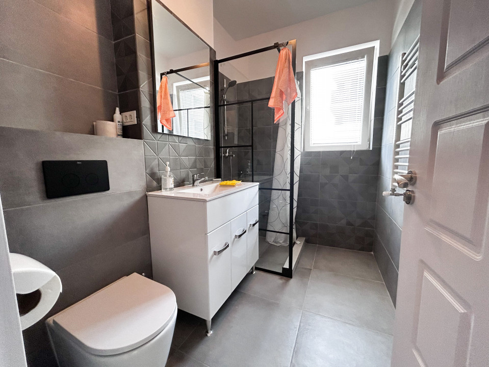 SUPERB: 50mp + curte privata 60mp, bloc 2023, la cheie!