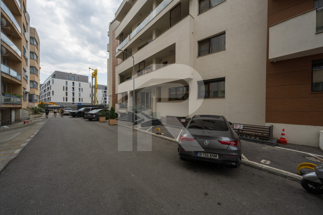 SOSEAUA NORDULUI-HERĂSTRĂU, GARSONIERĂ CU TERASA, 33MP! 
