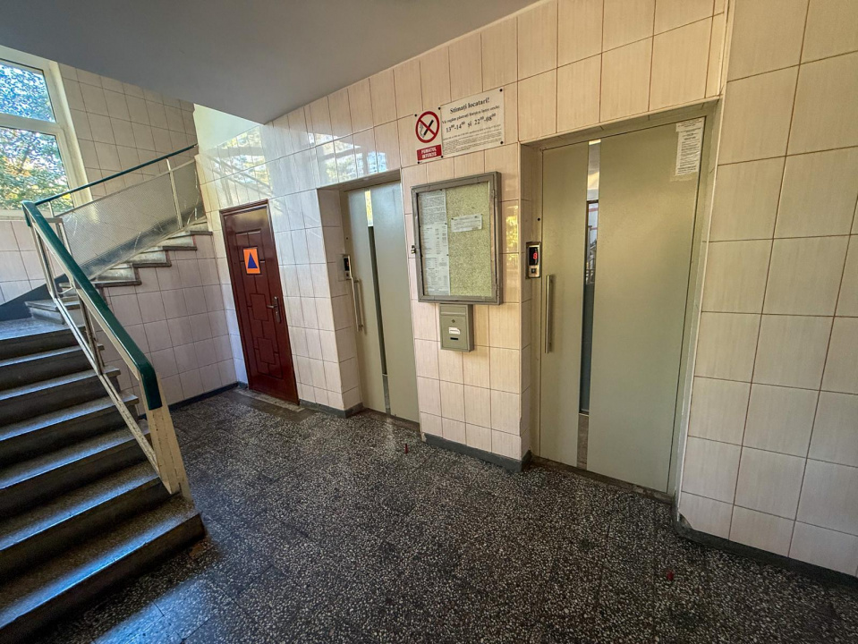 Apartament 4 Camere Piata Delfinului- Chisinau