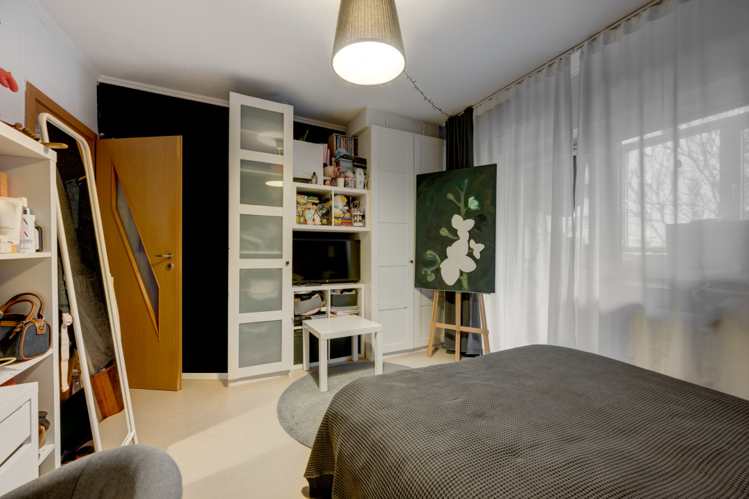 Mall Vitan - decomandat - centrală termica - bloc reabilitat 