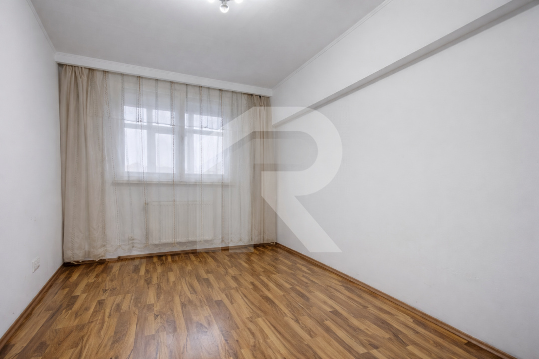 BERCENI – PIAȚA REȘIȚA – 3 CAMERE, 73 MP TOTAL, CENTRALA PROPRIE, LOC PARCARE!