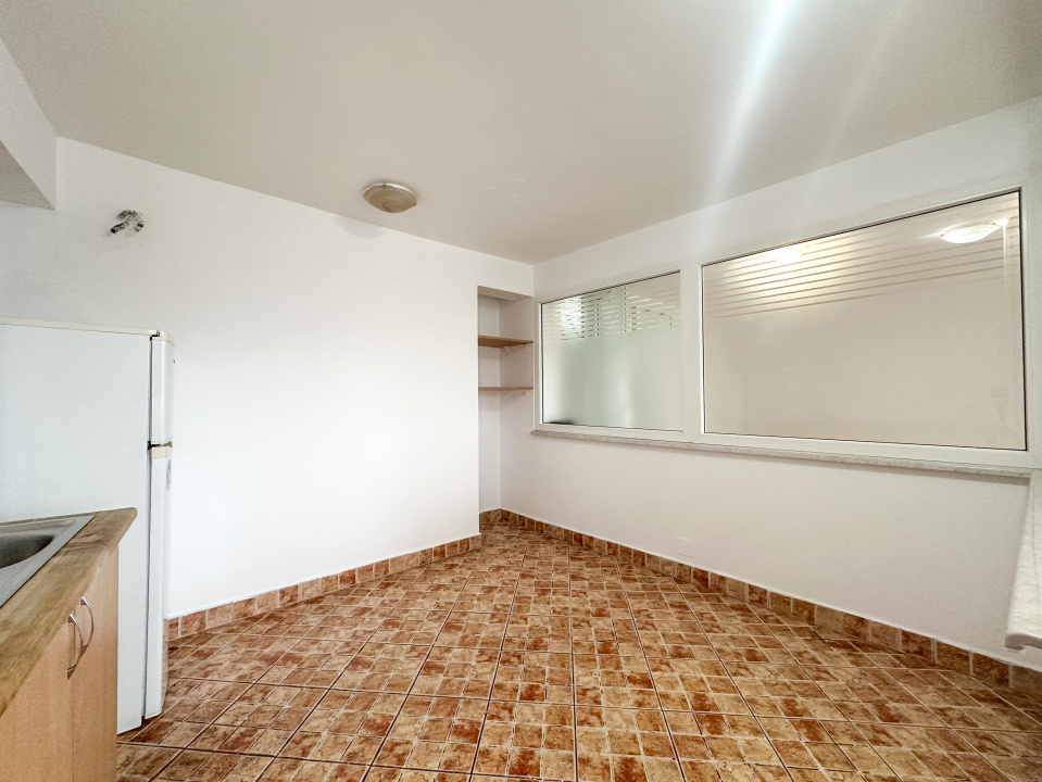 La doi pasi de Universitate - nu doar un birou ci un statut