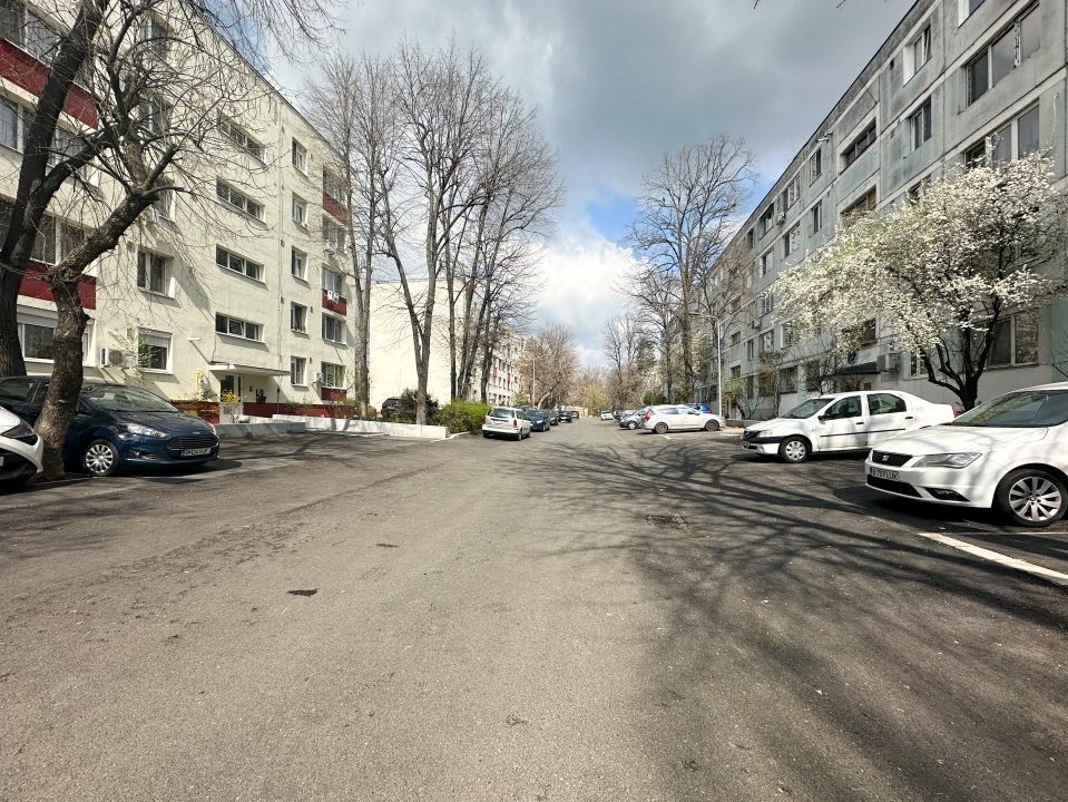 Apartamentul care te așteaptă să-l transformi în casa ta