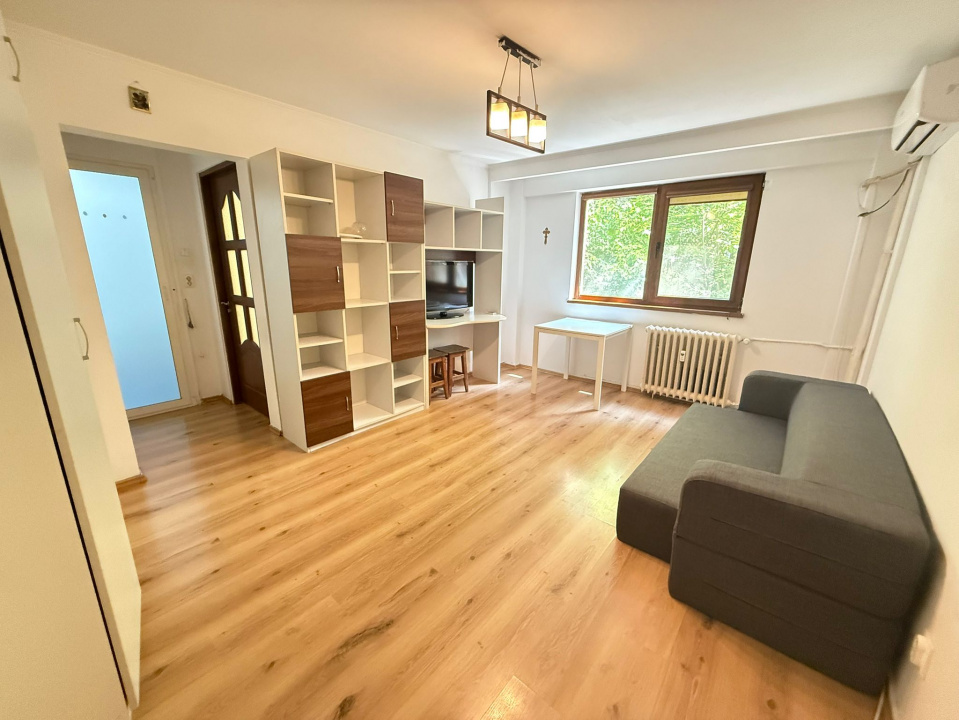Apartament 2 Camere Teiul Doamnei Lacul Tei